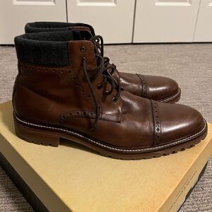 EXCELLENT CONDITION, MENS JOHNSTON & MURPHY 1850, KARNES BOOT, SIZE 13M